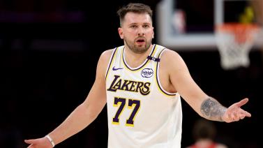 横扫对手 横扫对手